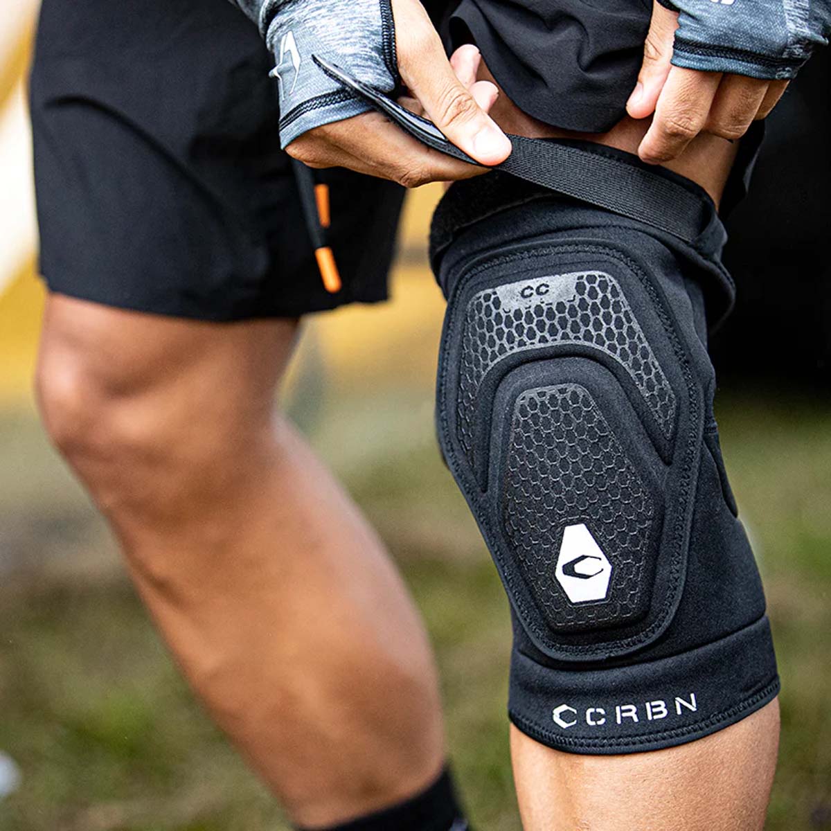 CRBN CC Knee Pads Black