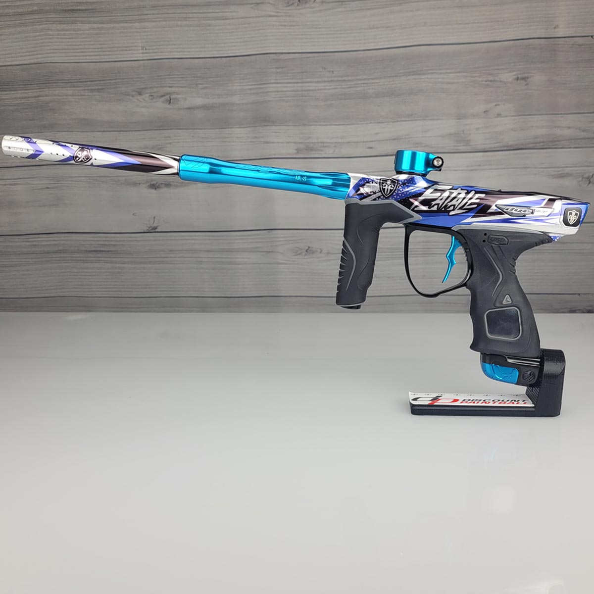 USED Dye M3+ Paintball Marker Femmes Fatale