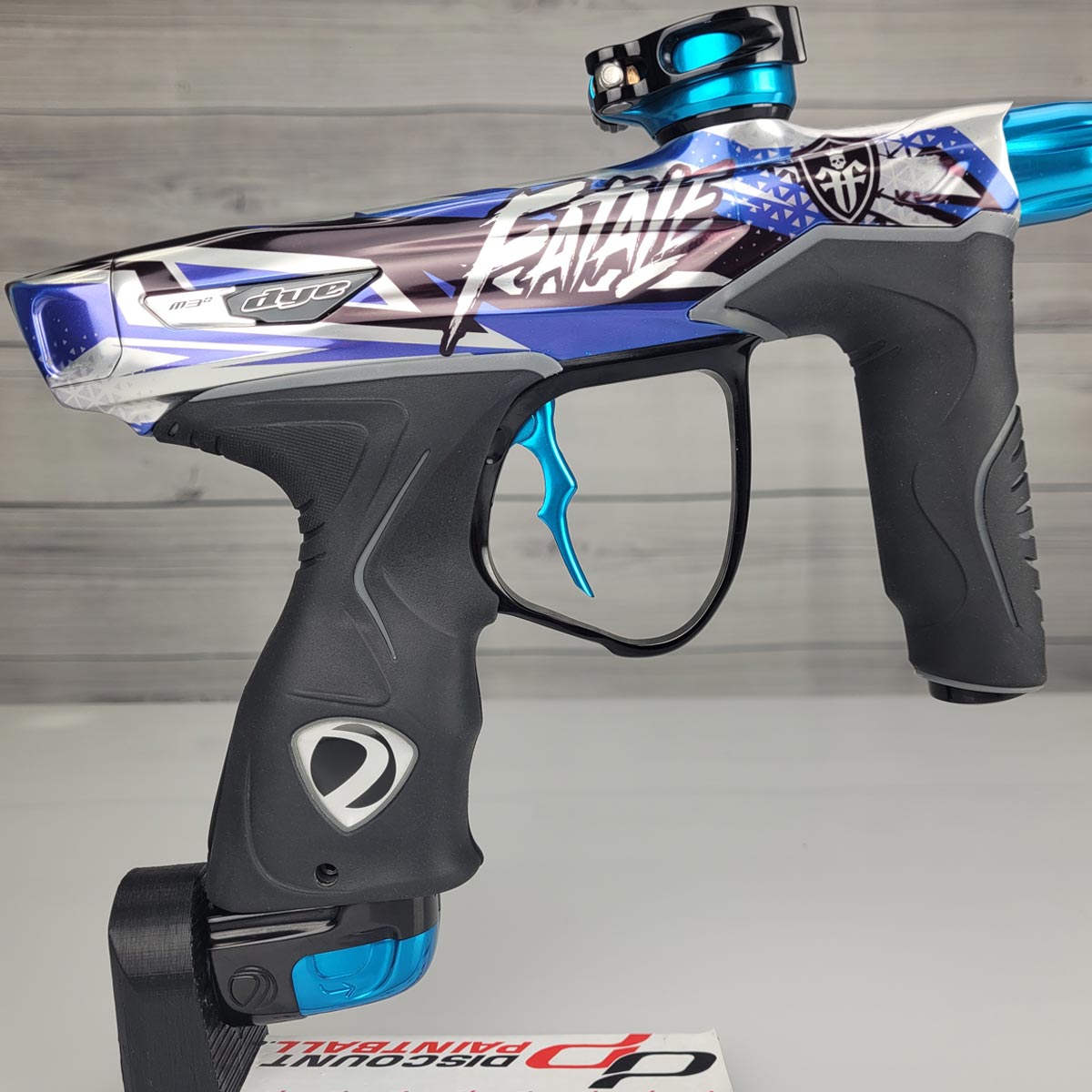 USED Dye M3+ Paintball Marker Femmes Fatale