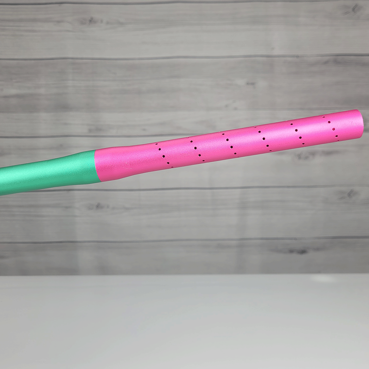 USED Empire Axe 2.0 OLED Paintball Marker Pink Teal