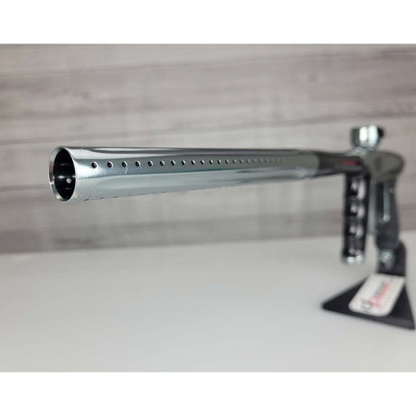 Barrel tip USED DLX Luxe X Silver Black on a panel background.