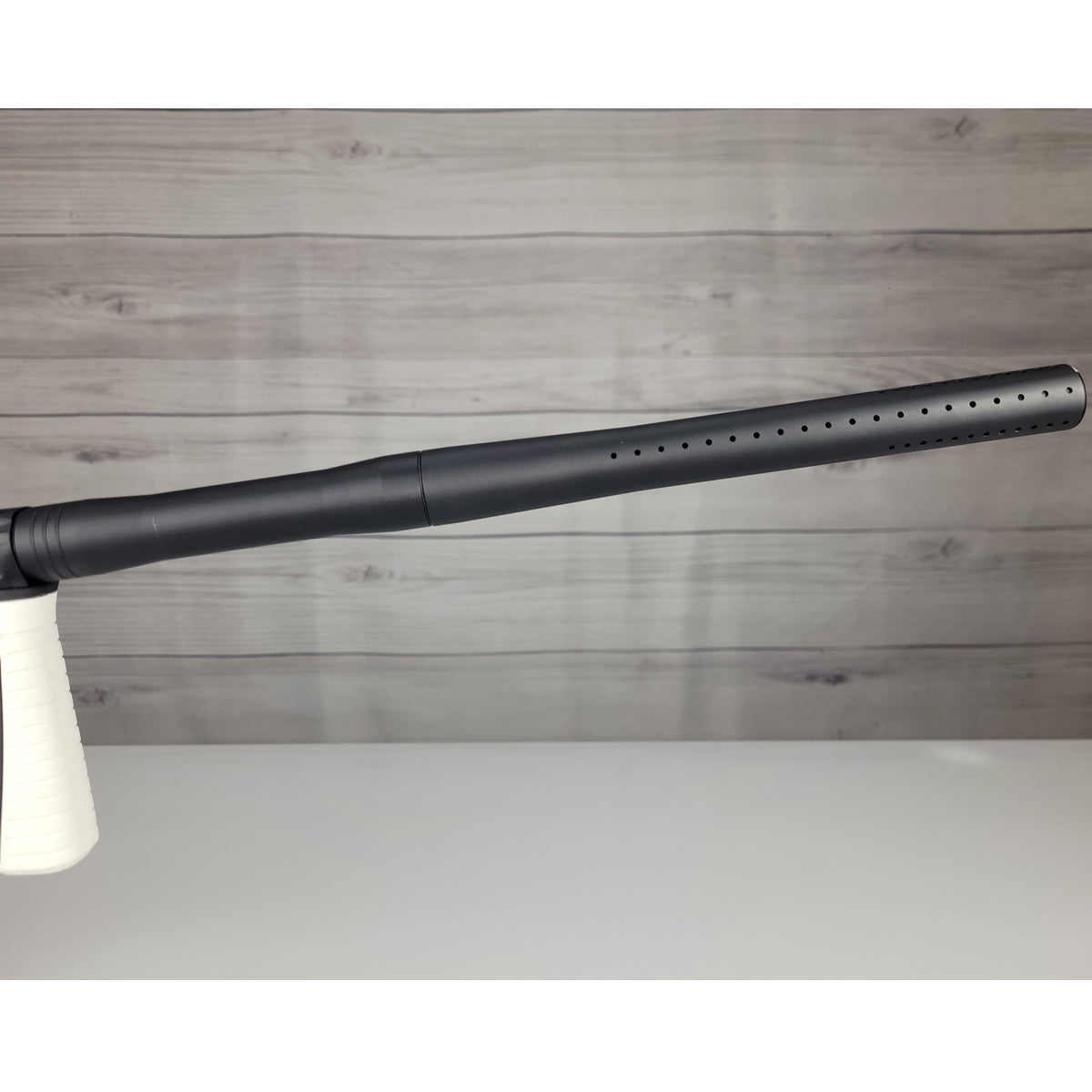 USED Planet Eclipse 180R Paintball Marker Black with White Grips 4 PWR Inserts